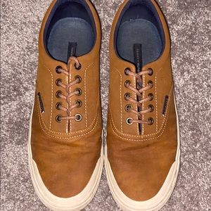 Tommy Hilfiger dress up shoes